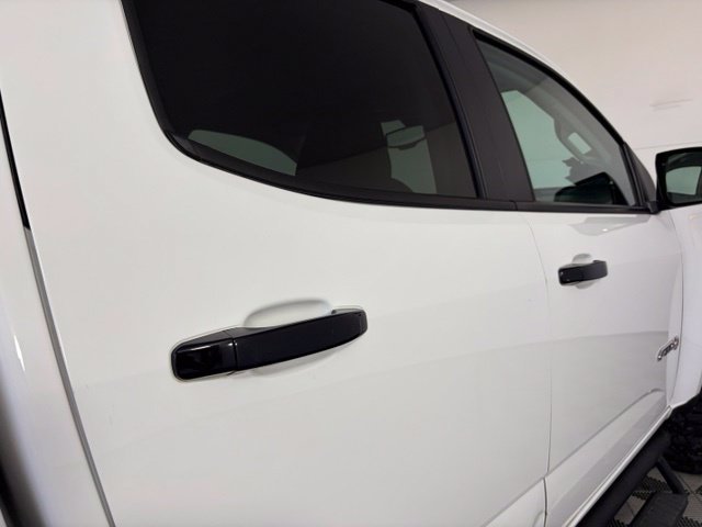 Certified Used 2022 White GMC AT4 w/Cloth image 8