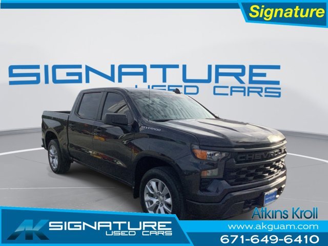 2023 Chevrolet Silverado 1500 Custom Crew Cab Short Box's photo