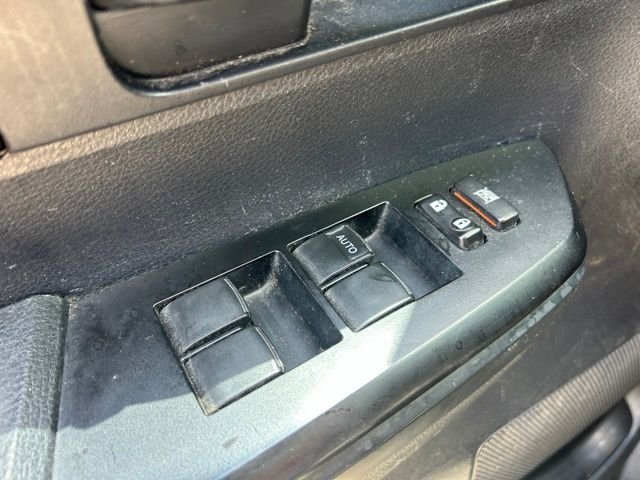 Used 2017 White Toyota SR image 15