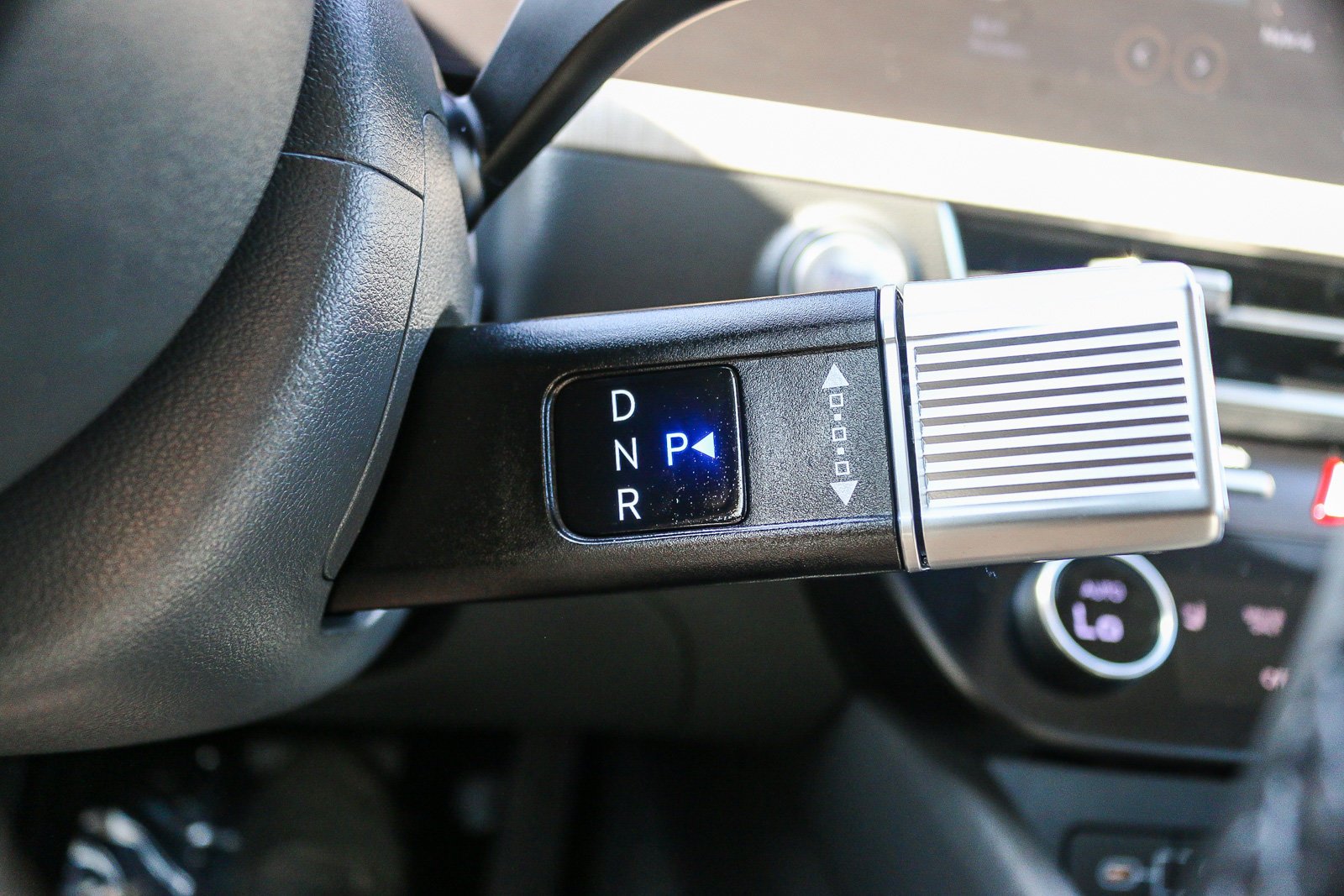 Certified Used 2025 Transmission Blue Hyundai SEL image 26