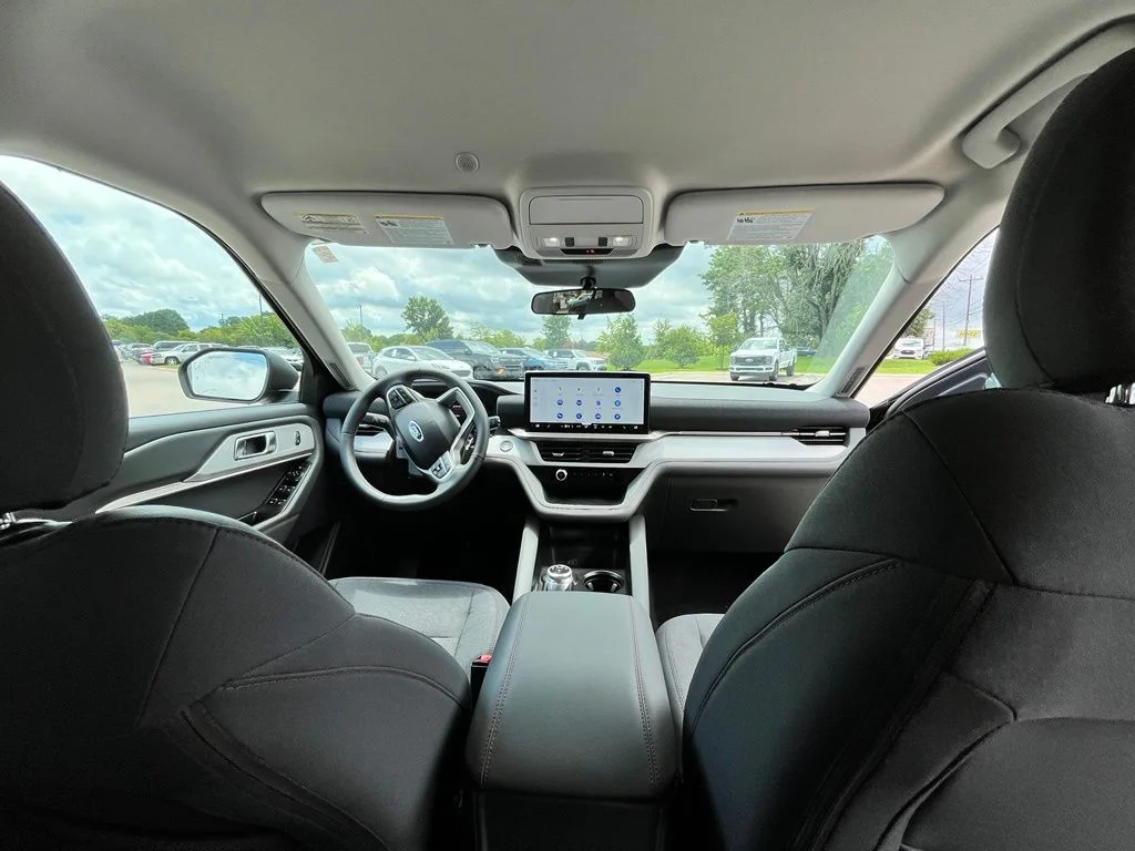 New 2026 Black Ford Active image 13