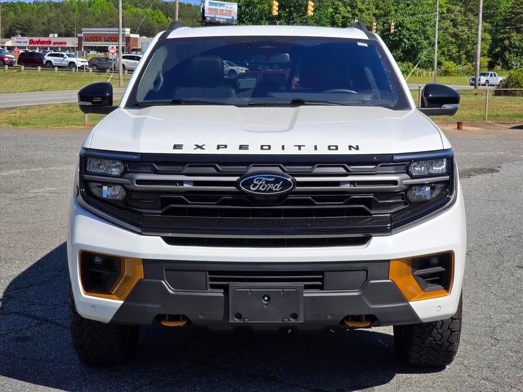 Used 2025 White Ford Tremor image 22