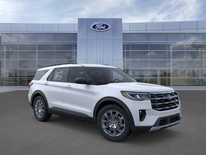 New 2026 Space White Metallic Ford Active image 7