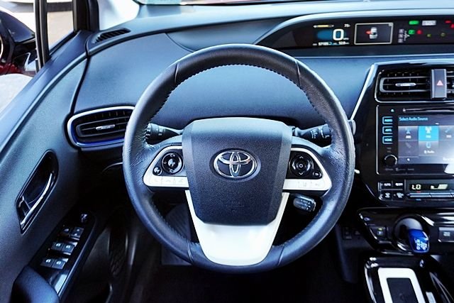 Used 2016 Red Toyota Four Touring image 18