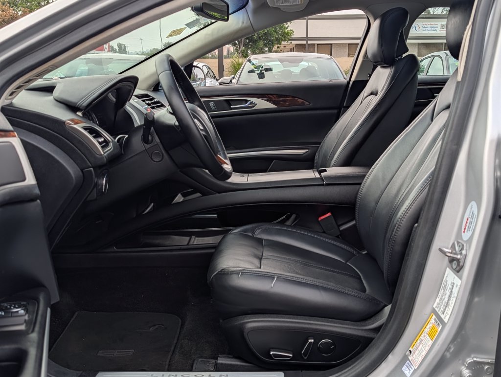 2016 Lincoln MKZ Hybrid - Photo 10