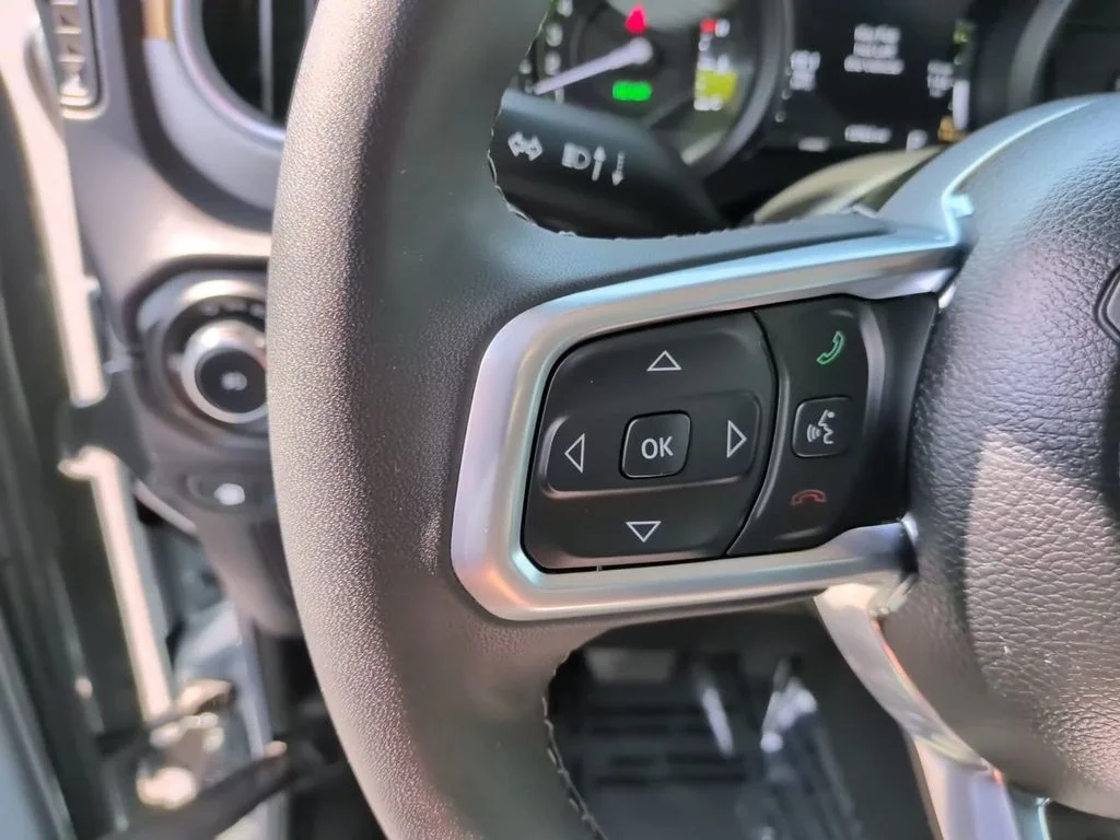 Used 2025 Gray Jeep Sahara 4xe image 19