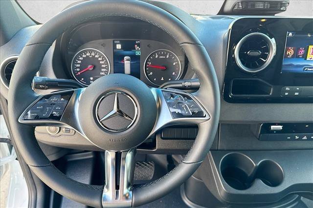 New 2026 Arctic White Mercedes-Benz  image 38