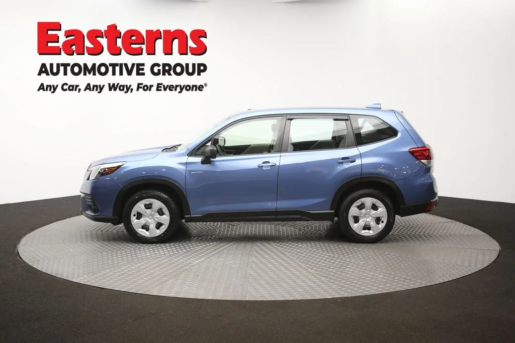 Used 2023 Blue Subaru Base image 59