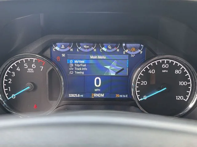Used 2023 Black Ford XLT image 15