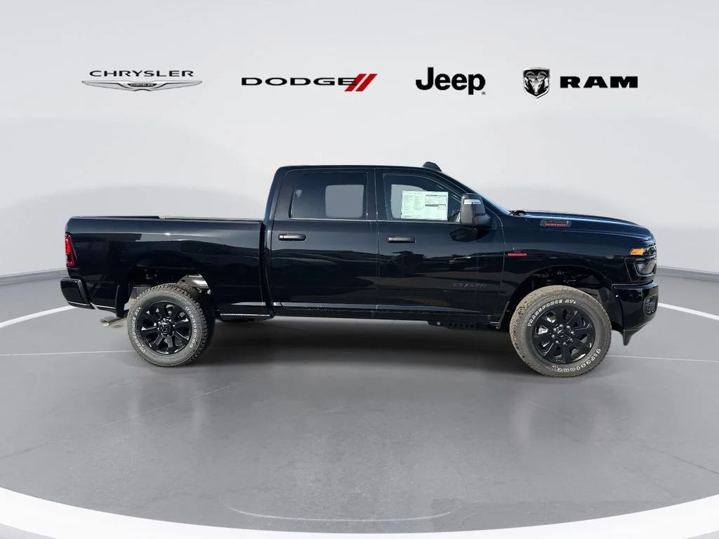 New 2026 Diamond Black Crystal Pearlcoat RAM Big Horn image 2