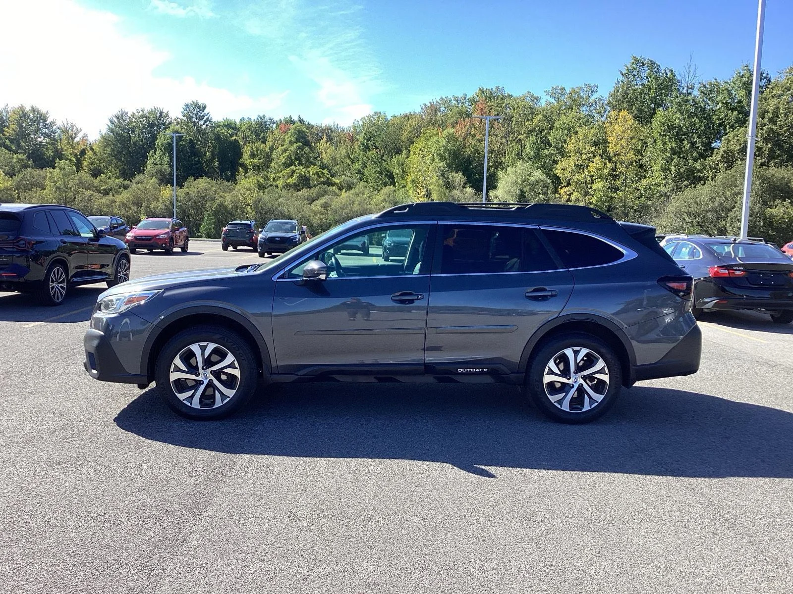 Used 2021 Magnetite Gray Metallic Subaru Limited image 4