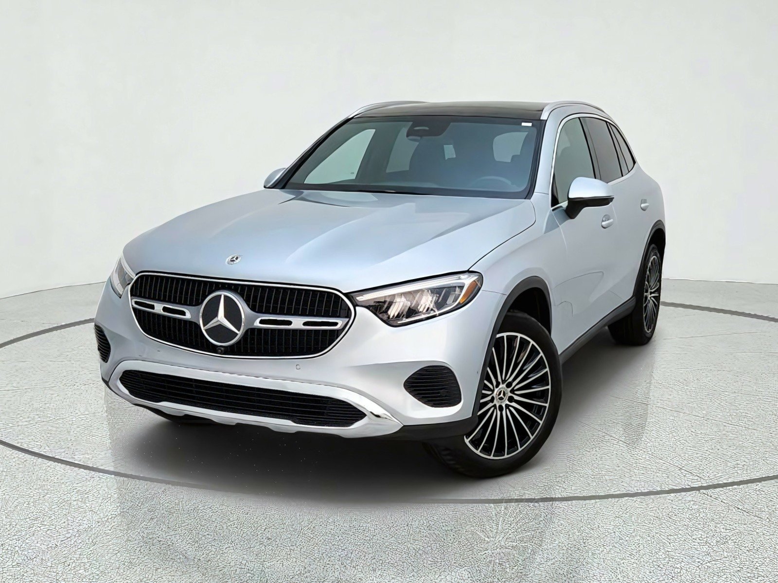 Certified Used 2026 Cirrus Silver Metallic Mercedes-Benz GLC 300 image 2