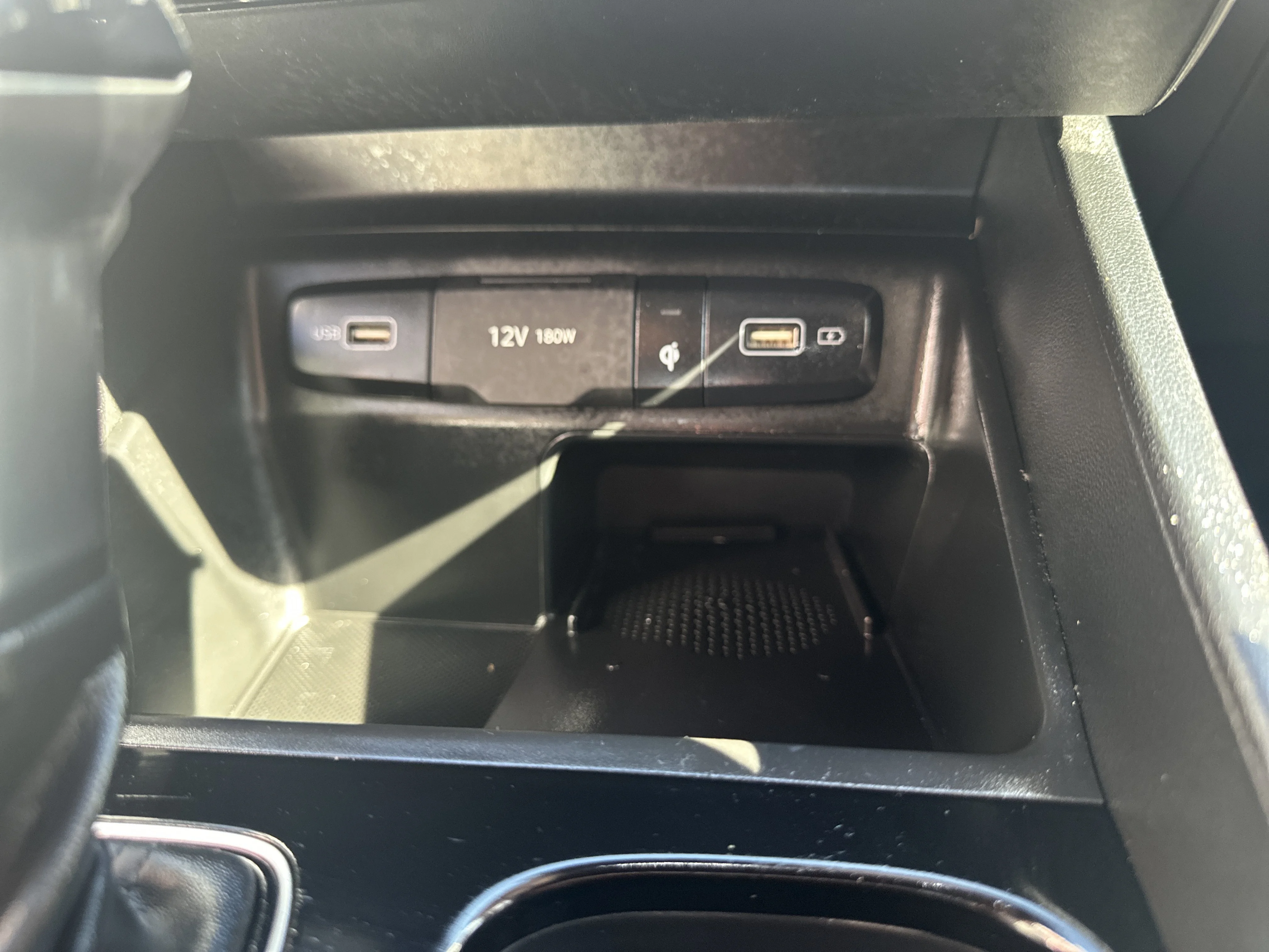 Used 2024 Atlas White Hyundai SEL image 17
