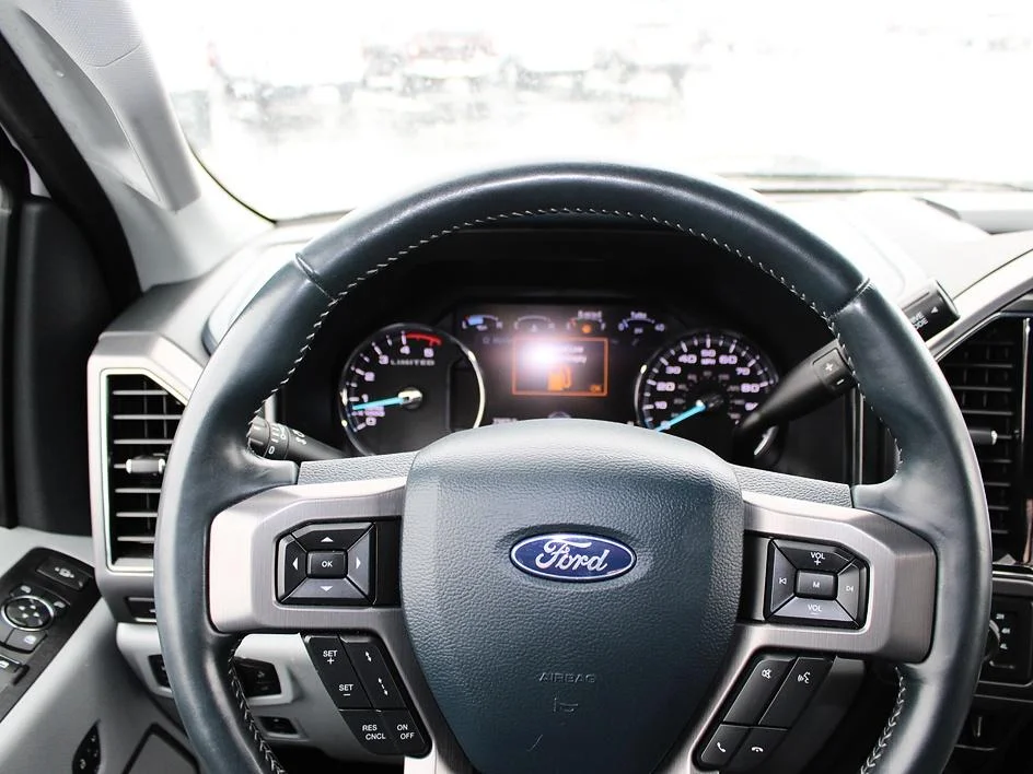 2022 Ford F-450 Super Duty Limited - Photo 21