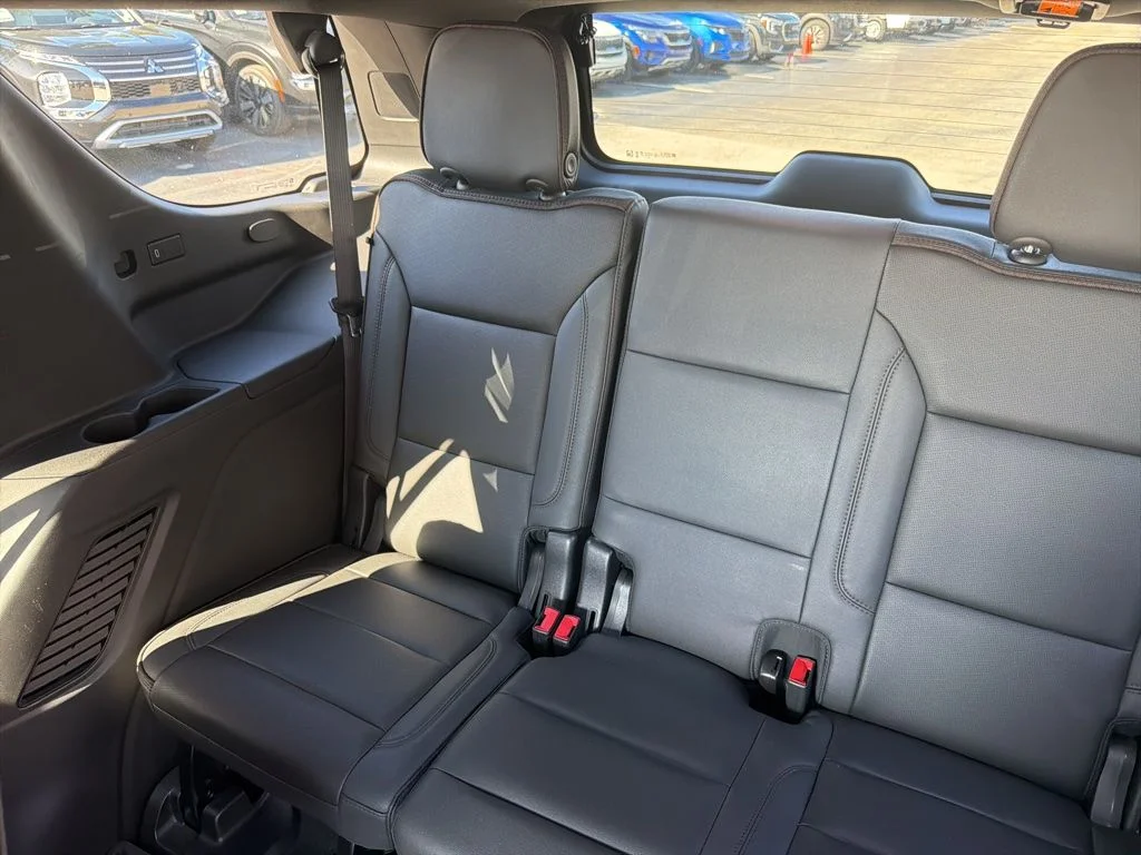 Used 2023 Midnight Blue Metallic Chevrolet High Country image 11