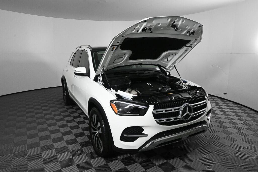 Certified Used 2025 Polar White Mercedes-Benz GLE 350 image 34