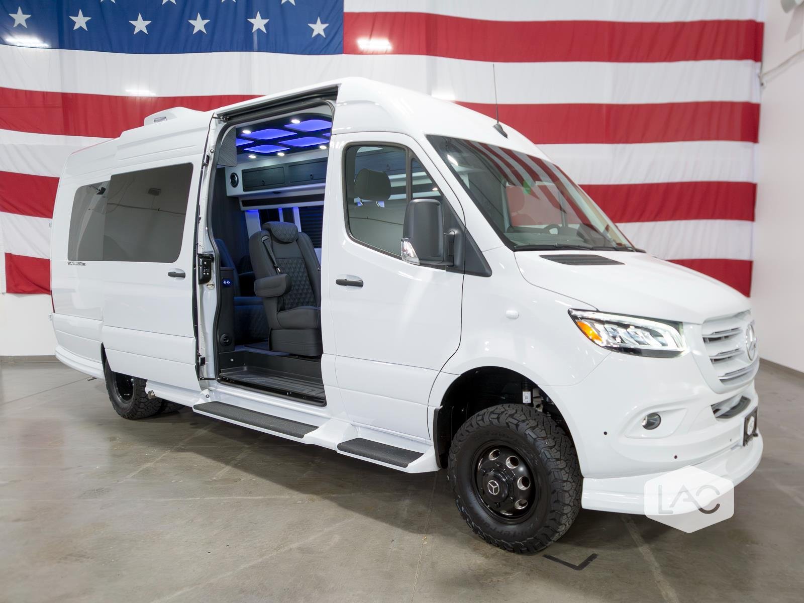 New 2026 WHITE OGV LUXURY COACH AWD (10OBA)1080 ANYWHERE w/ ADV PKG 2.1 image 36