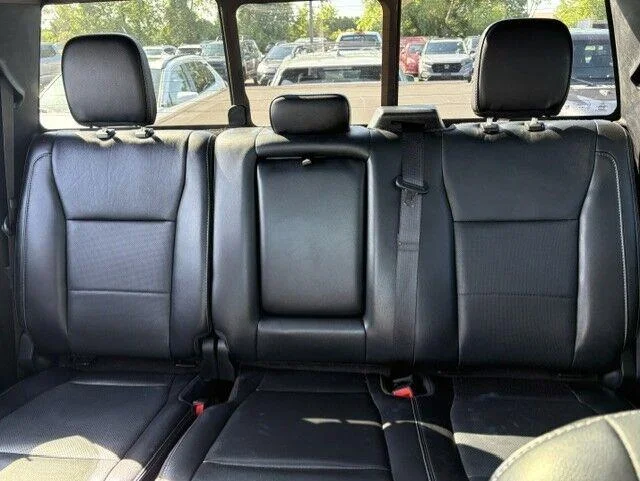 Used 2019 Magnetic Ford LARIAT image 14