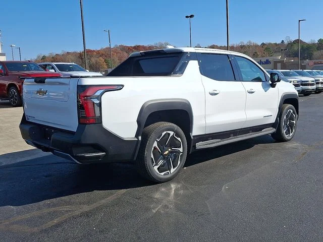 New 2026 White Chevrolet LT image 6