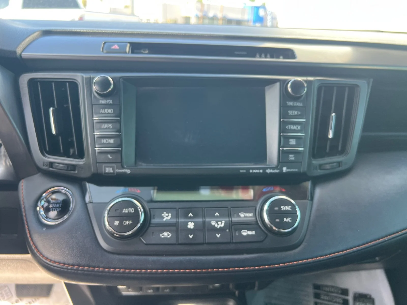 Used 2018 Magnetic Gray Metallic Toyota SE image 16