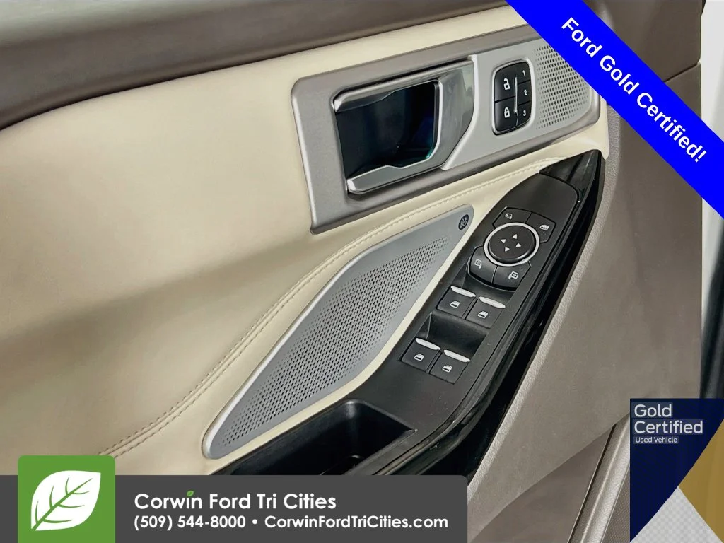Used 2021 White Ford Platinum image 11