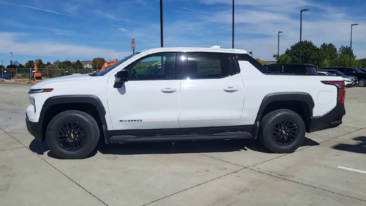2026 Chevrolet Silverado EV LT - Photo 44