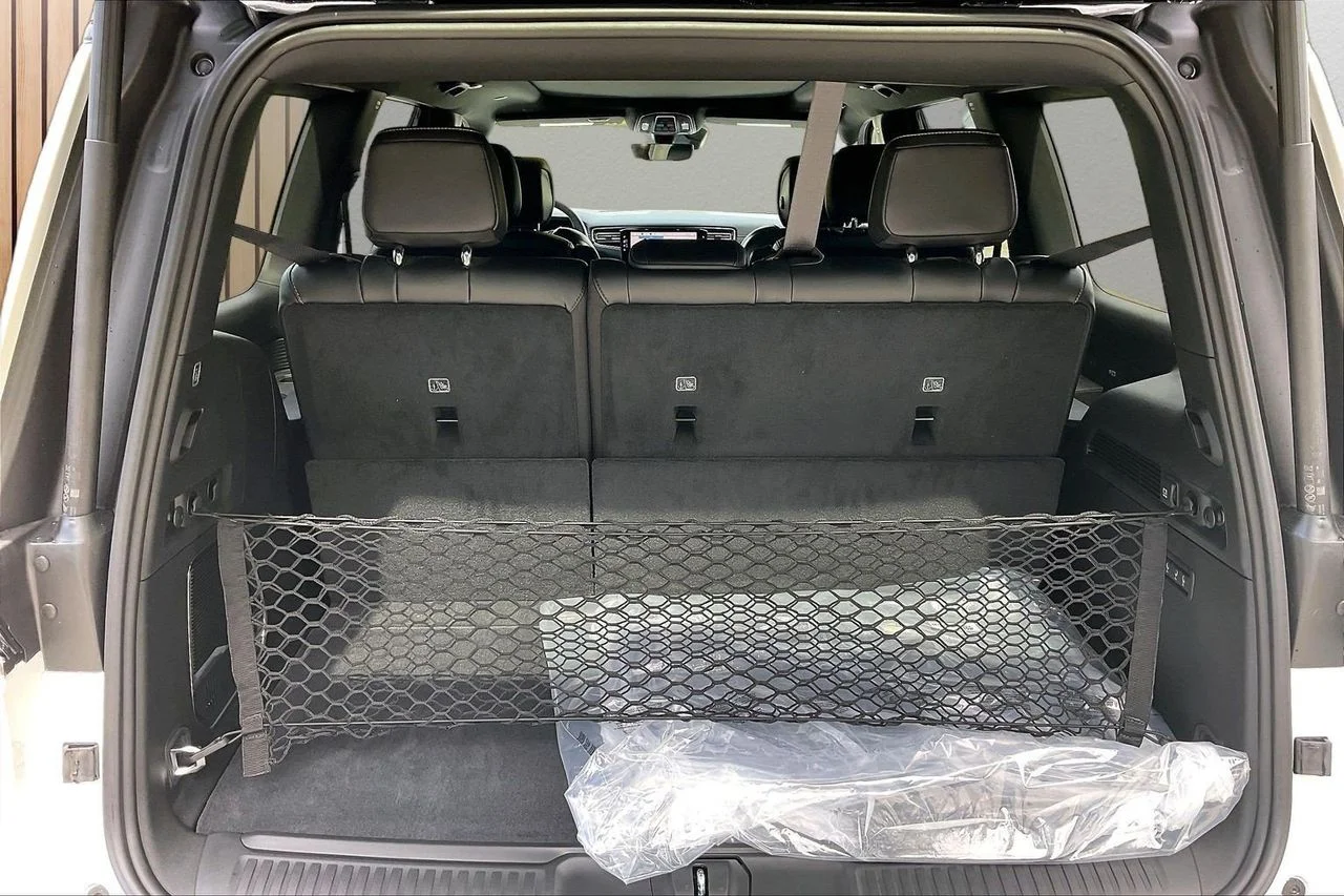New 2026 Bright White Clear-Coat Exterior Paint Jeep  image 27