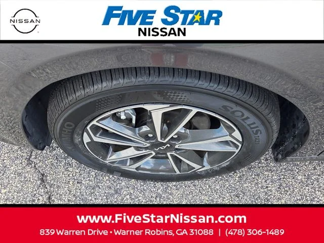 Used 2024 Gray Kia LXS image 17