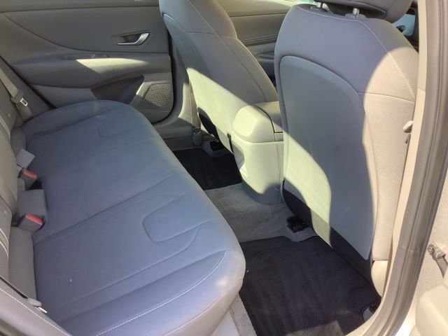 2025 Hyundai Elantra SEL - Photo 21