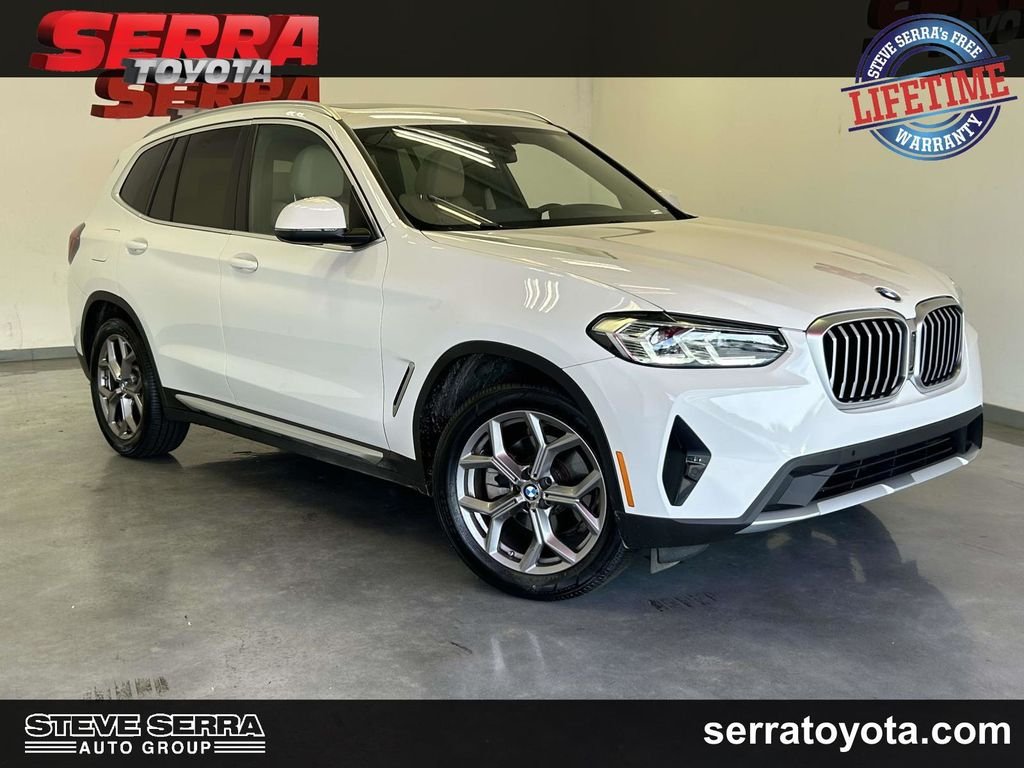 2022 BMW X3 sDrive30i's photo