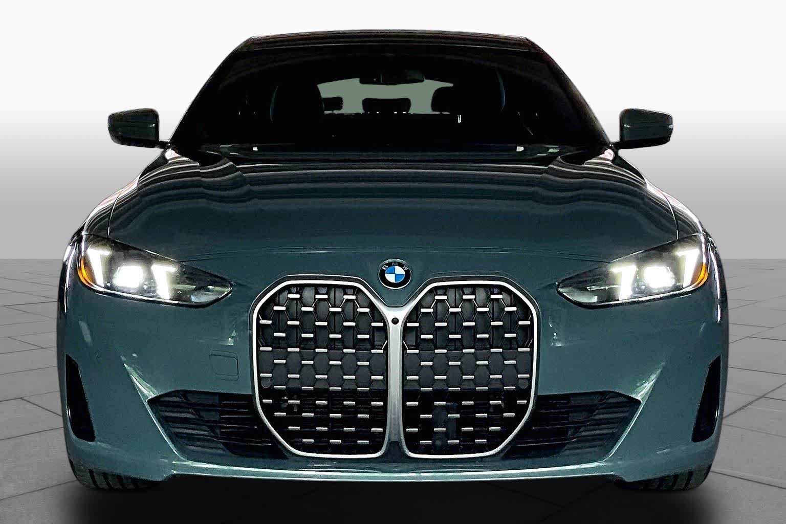 Used 2026 Cape York Green Metallic BMW 430i image 3