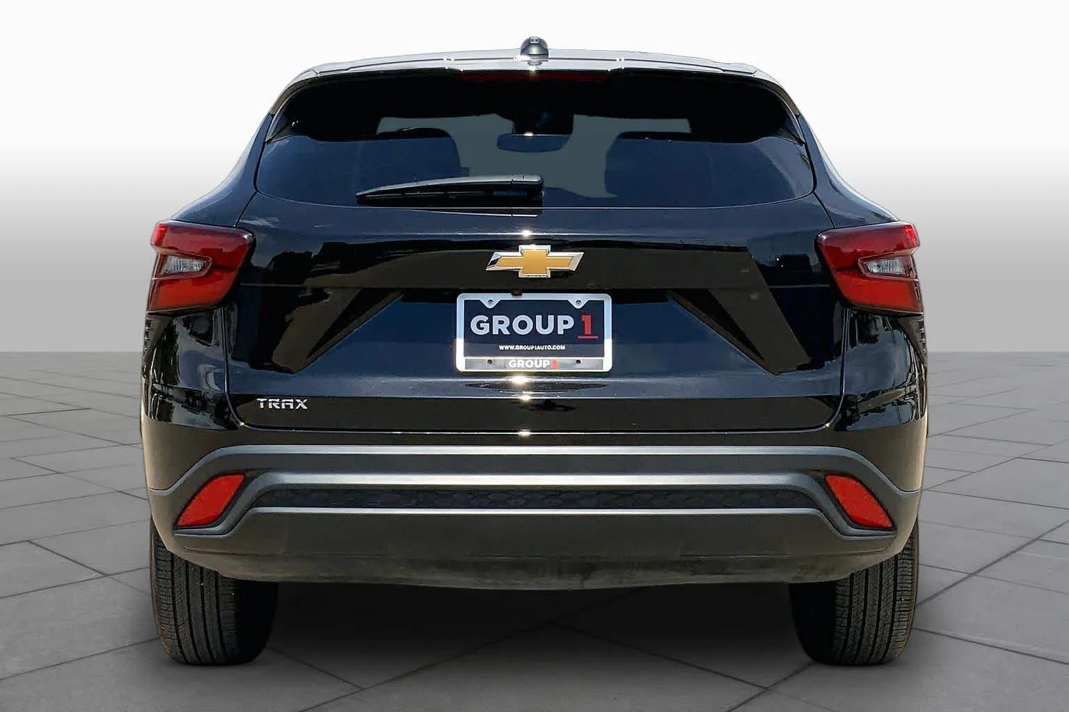 Used 2025 Mosaic Black Metallic Chevrolet LS image 5