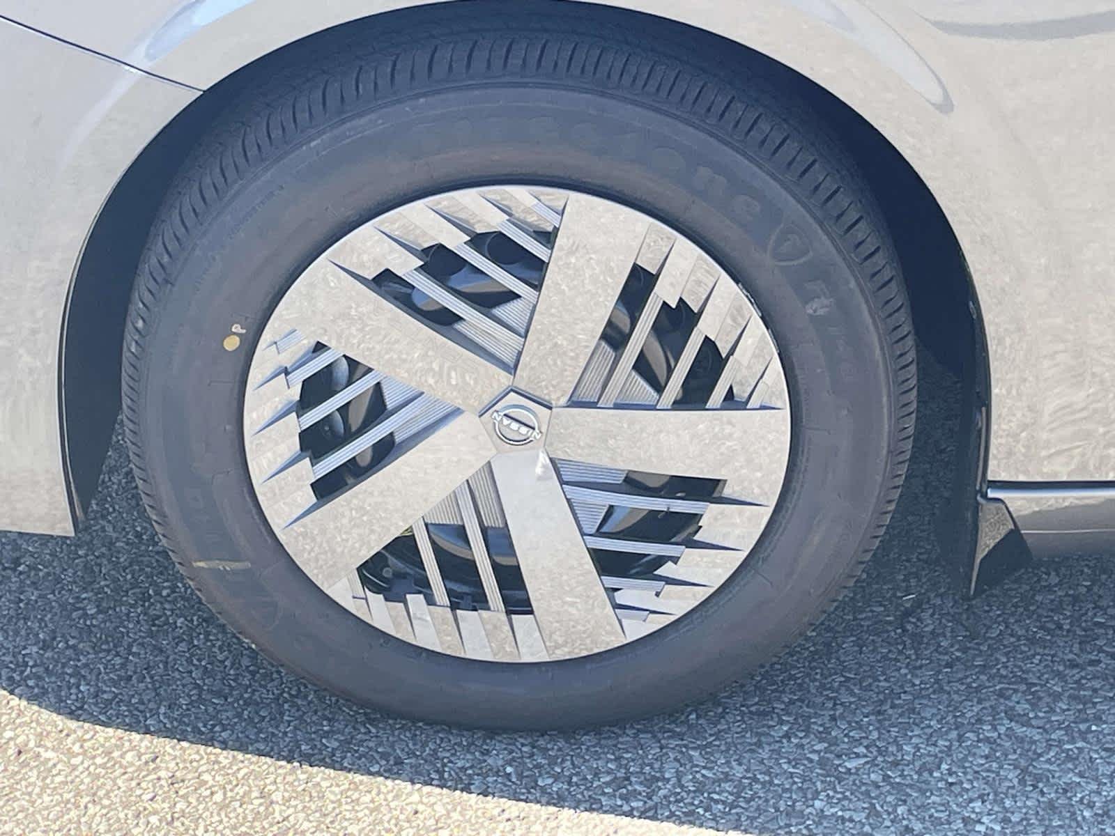 New 2027 Gun Metallic Nissan S image 15