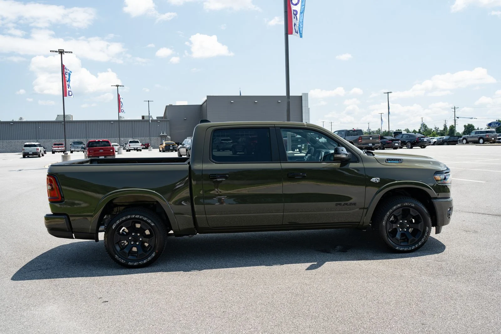 New 2026 Tank Exterior Paint RAM Big Horn/Lone Star image 11