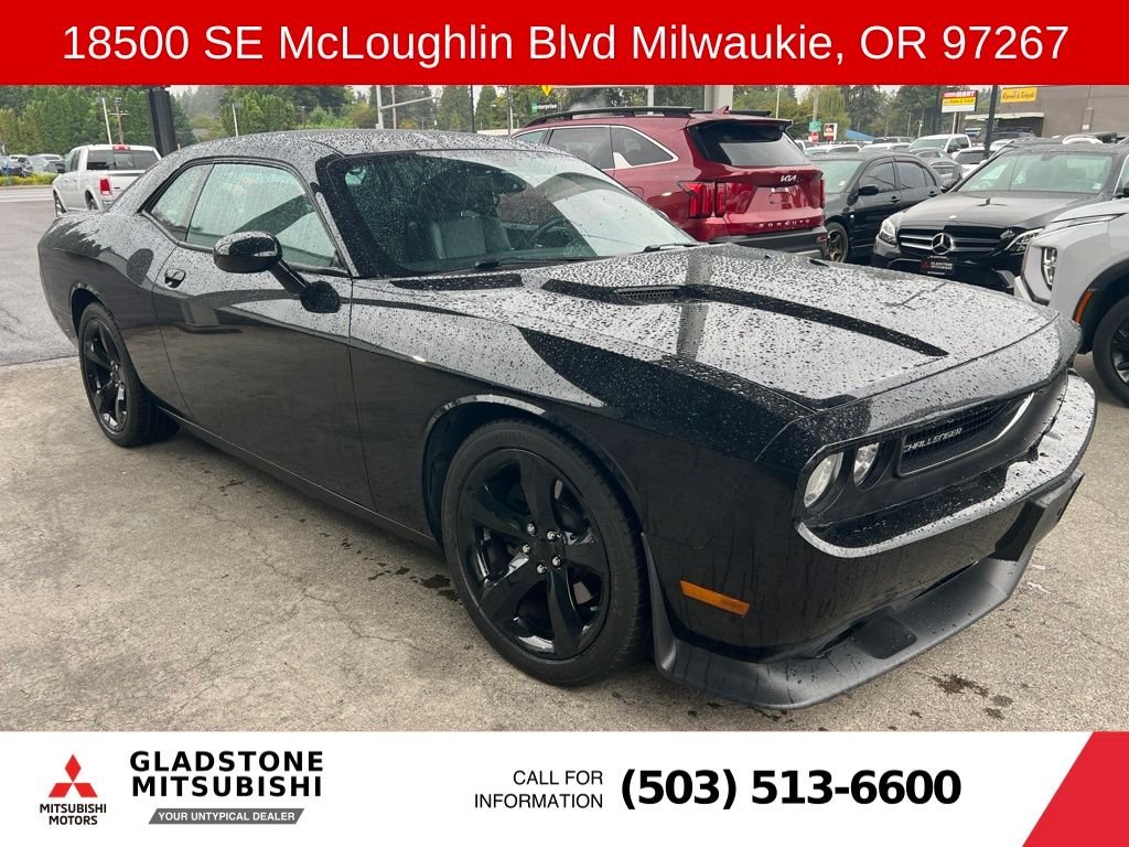 Used 2013 Black Dodge R/T image 1