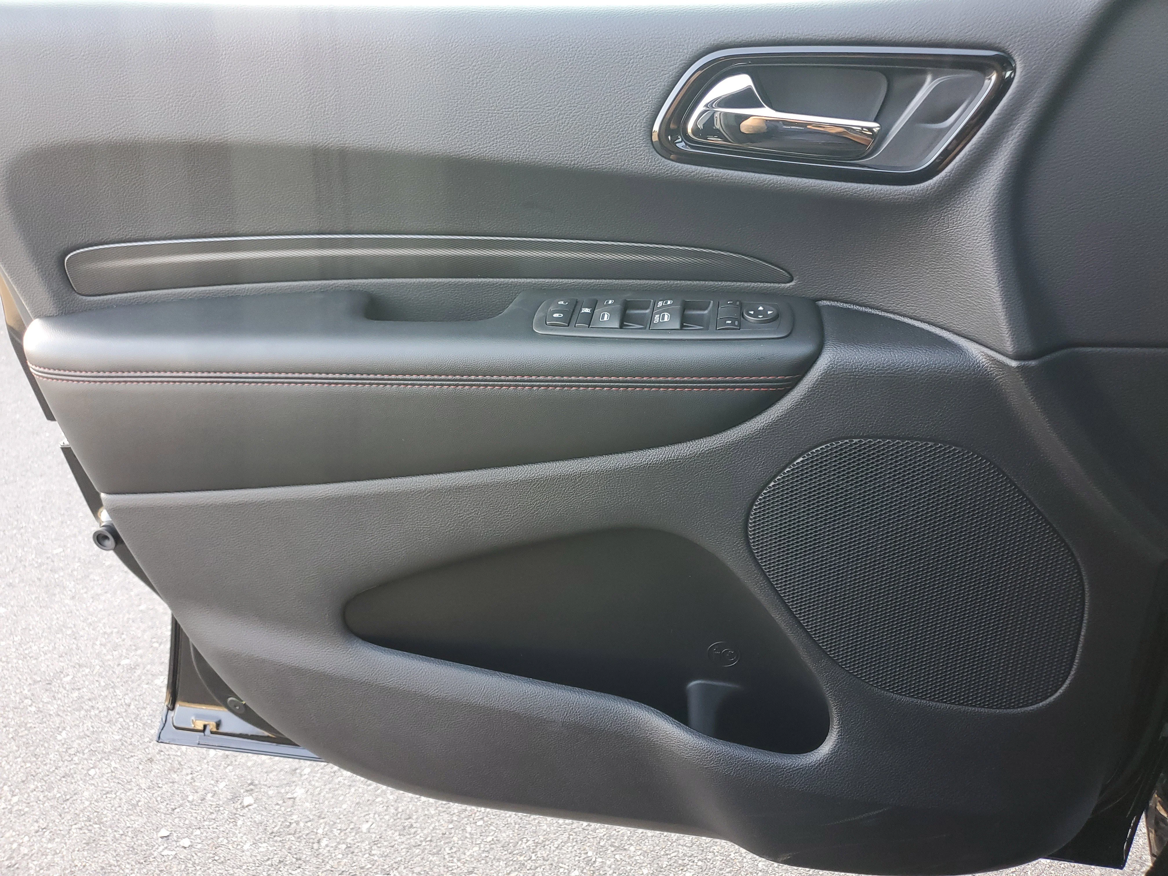 New 2026 Diamond Black Clear-Coat Exterior Paint Dodge GT image 25