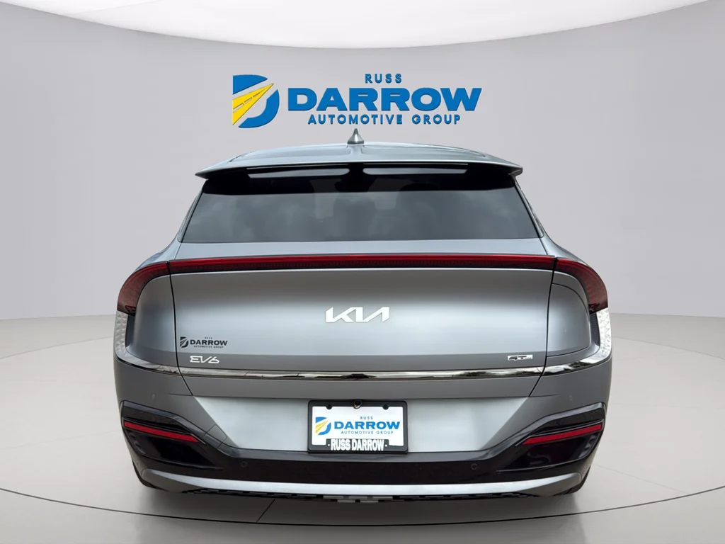 Used 2024 Gray Kia GT-Line image 4