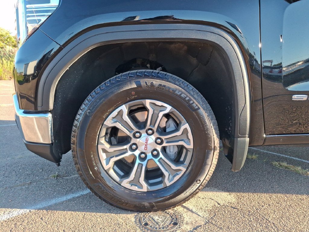 2026 GMC Sierra 1500 SLT - Photo 18