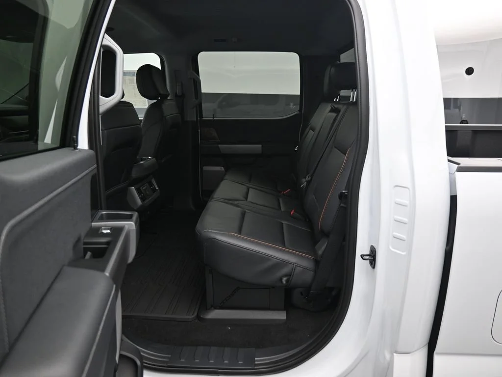 New 2026 Oxford White Ford Lariat image 20