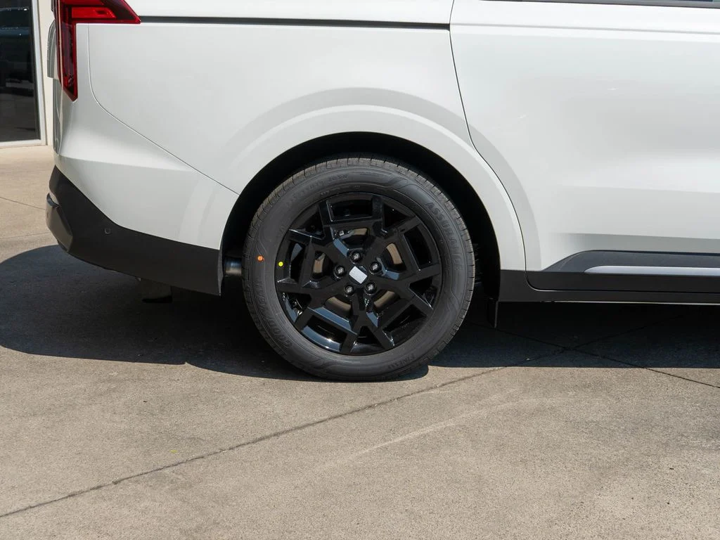 New 2027 Snow White Pearl Kia SX image 36