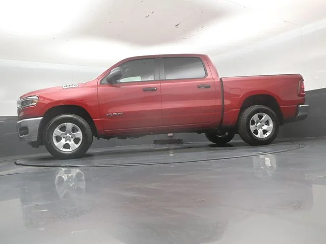 New 2026 Molten Red Pearl-Coat Exterior Paint RAM Tradesman image 43