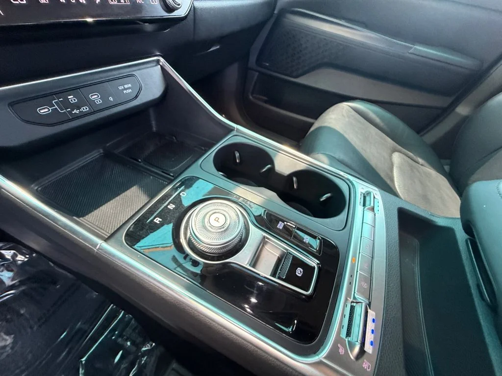 Used 2025 Black Kia SX Prestige image 23