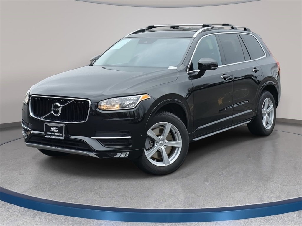 2016 Volvo XC90 Momentum