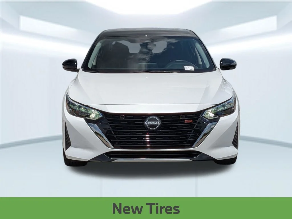Certified Used 2025 White Nissan SR image 12