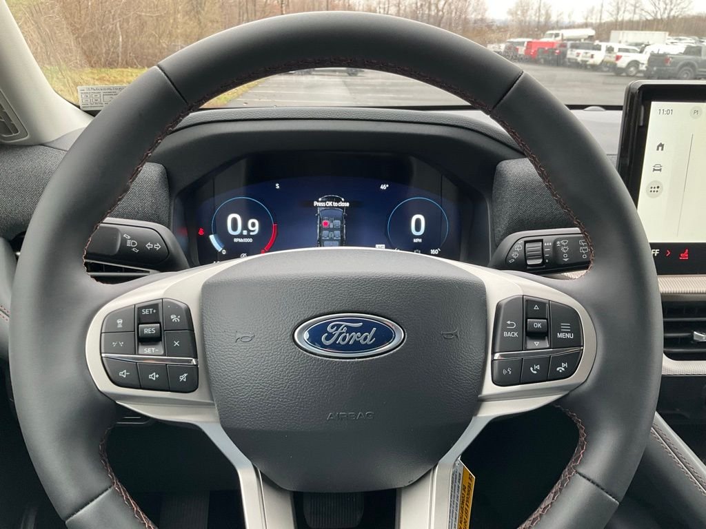 View vehicle photo 6