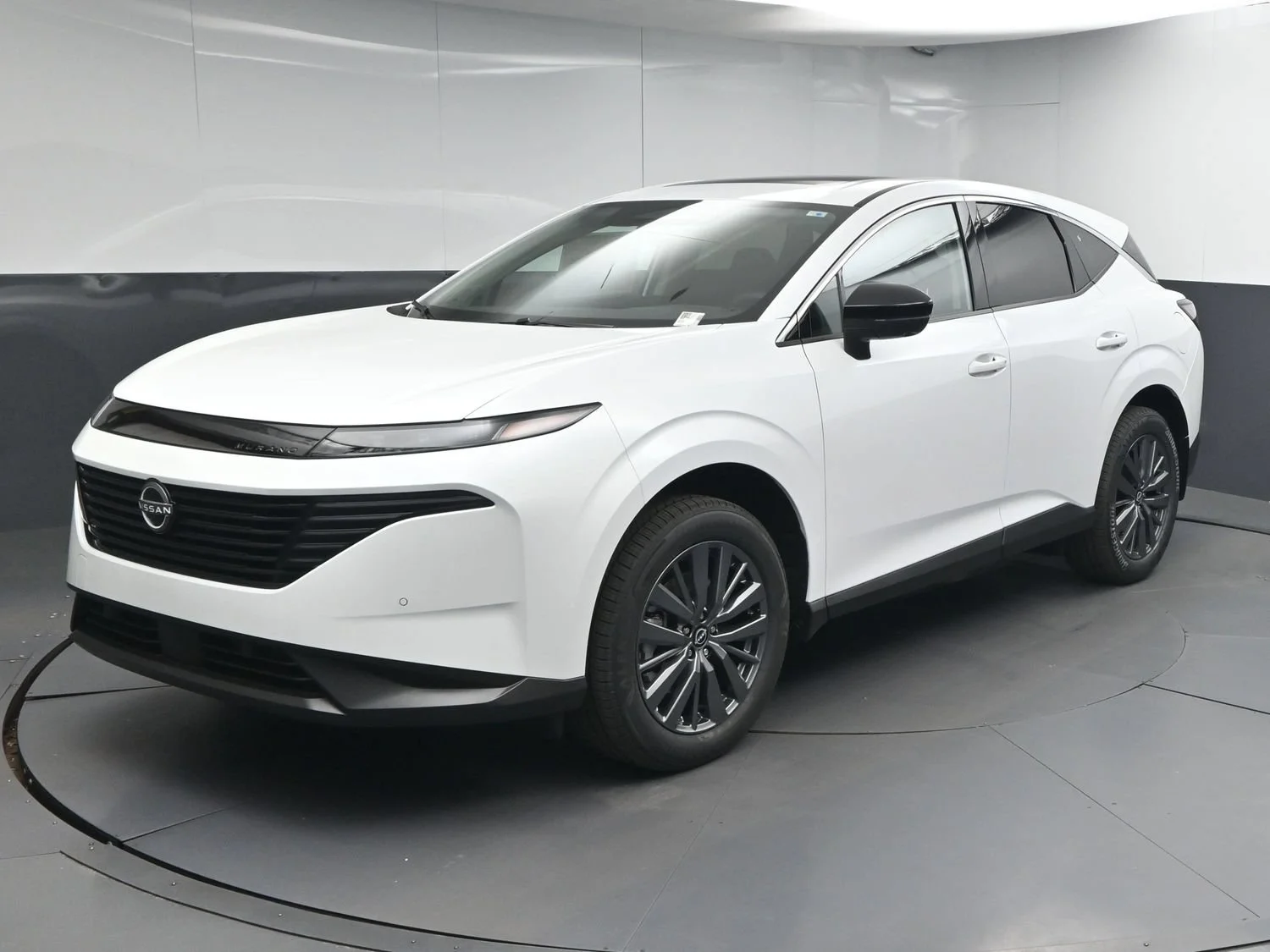 New 2026 Everest White Pearl TriCoat Nissan SL image 3