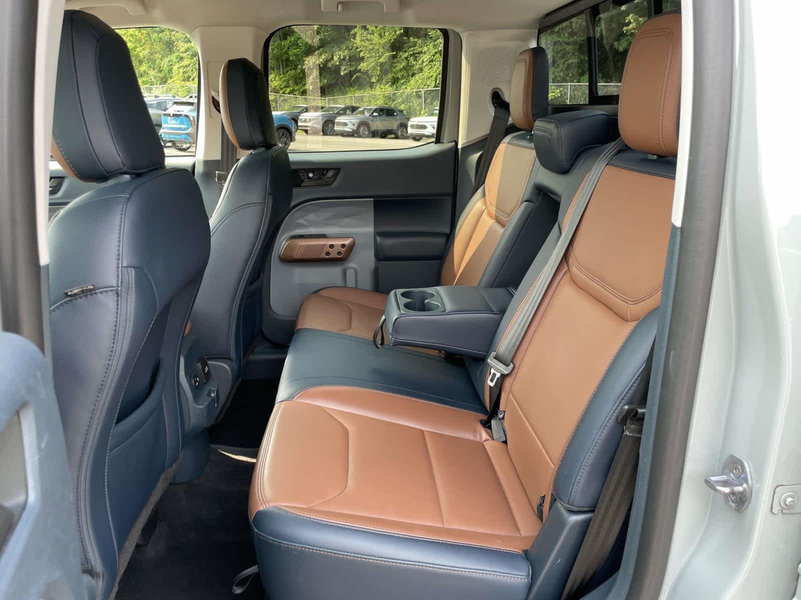 Used 2022 Cactus Gray Ford Lariat image 24