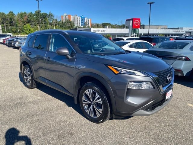 Used 2023 Gun Metallic Nissan SV image 26