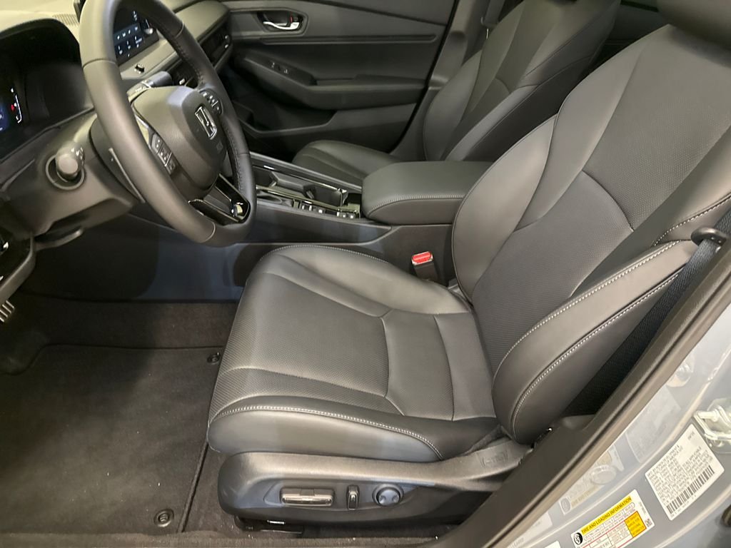 2025 Honda Accord Hybrid Sport-L - Photo 19