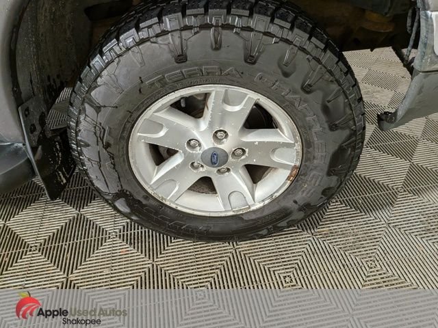Used 2002 Red Ford XLT image 36